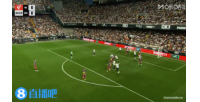 就差一点！上半场尾声，本场迎巴萨生涯告别战的莱万头球击中立柱